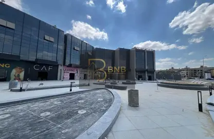 Shop - Studio - 2 Bathrooms for rent in One Golden Square Mall - The 5th Settlement - New Cairo City - Cairo Shop - Studio - 2 Bathrooms for rent in One Golden Square Mall - The 5th Settlement - New Cairo City - Cairo
