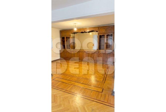 77060429 - Property Image 3