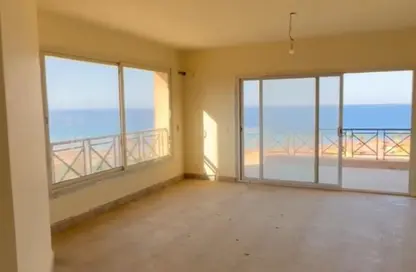 Penthouse - 2 Bedrooms - 2 Bathrooms for sale in La Vista Topaz - La Vista - Al Ain Al Sokhna - Suez