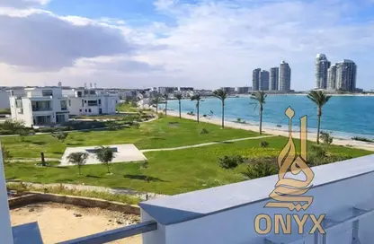 فيلا - 6 غرف نوم - 7 حمامات للبيع في مازيرين - مدينة العلمين الجديدة - العلمين - الساحل الشمالي