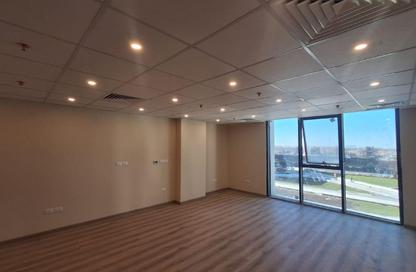Office Space - 2 Bedrooms - 1 Bathroom for rent in Hyde Park Business District Mall - South Teseen St. - The 5th Settlement - New Cairo City - Cairo