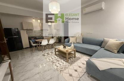Apartment - 2 Bedrooms - 1 Bathroom for rent in Garden Residence - Hyde Park - New Cairo City - Cairo