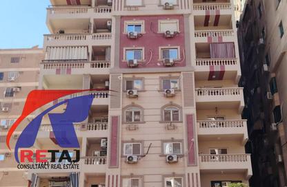 Apartment - 4 Bedrooms - 2 Bathrooms for sale in Al Sheikh Mohammed Al Nadi St. - 6th Zone - Nasr City - Cairo