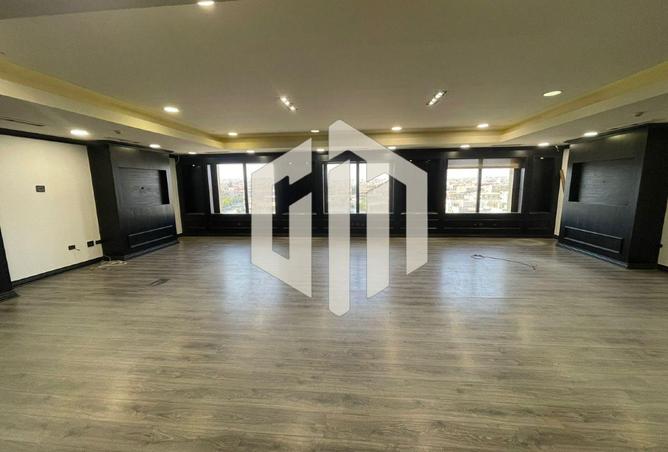 8642839 - Property Image 3