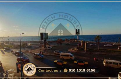 شقة - 2 غرف نوم - 2 حمامات للبيع في طريق الجيش - كامب شيزار - حي وسط - الاسكندرية
