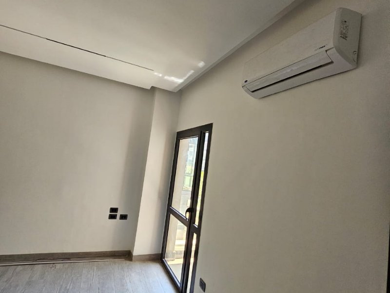 3BR Apartment | Fully-Finished | El Patio Oro thumbnail
