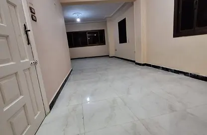 شقة - 3 غرف نوم - 2 حمامات للايجار في ميدان لبنان - المهندسين - الجيزة