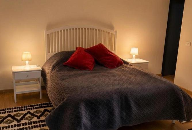 70109063 - Property Image 3