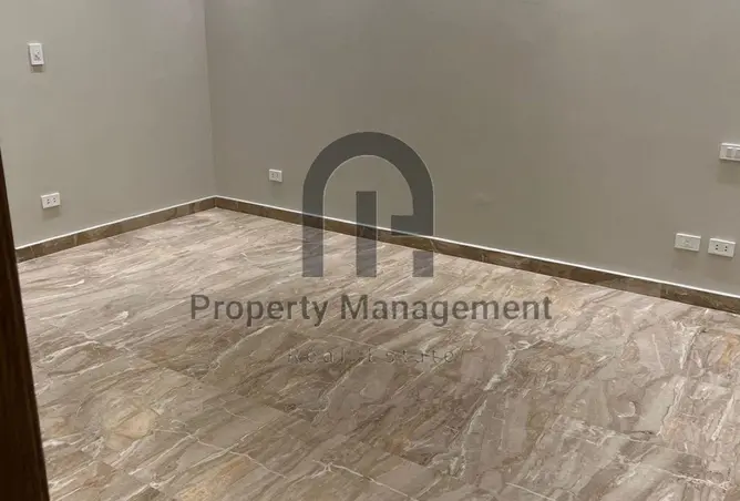 112709604 - Property Image 3