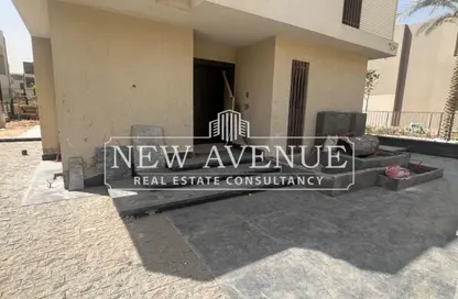 Villa - 4 Bedrooms - 5 Bathrooms for sale in Sodic East - 6th District - New Heliopolis - Cairo