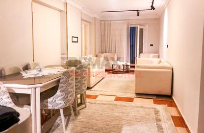 Apartment - 3 Bedrooms - 1 Bathroom for sale in Al Nasr St. - Smouha - Hay Sharq - Alexandria