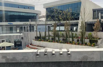 محل تجاري - استوديو - 1 حمام للايجار في سنترادا بلازا - ميدان جهينة - مدينة 6 أكتوبر - الجيزة