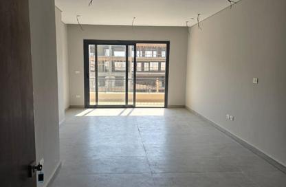 Apartment - 2 Bedrooms - 2 Bathrooms for rent in Village West - Sheikh Zayed Compounds - Sheikh Zayed City - Giza