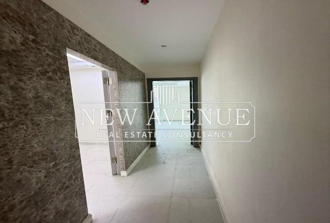 52199218 - Property Image 3