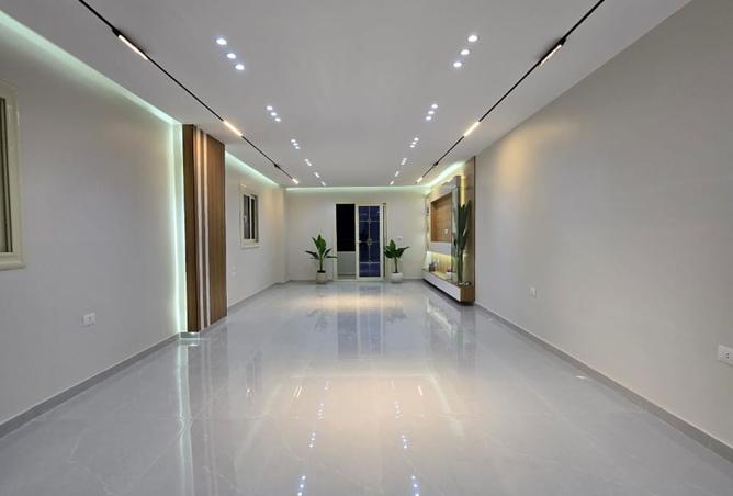 8419619 - Property Main Image