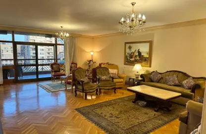 Apartment - 3 Bedrooms - 2 Bathrooms for sale in Ard El Golf - Heliopolis - Masr El Gedida - Cairo