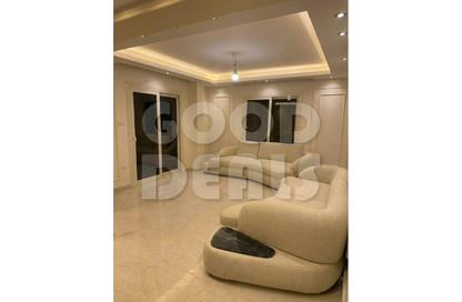 Apartment - 4 Bedrooms - 2 Bathrooms for sale in El Laselky - New Maadi - Hay El Maadi - Cairo