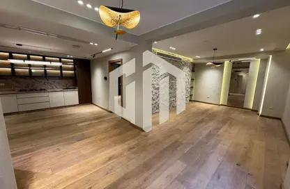 فيلا - 5 غرف نوم - 4 حمامات للايجار في كايرو فيستيفال سيتى - المستثمرين الشمالية - مدينة القاهرة الجديدة - القاهرة