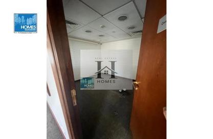 Office Space - Studio - 3 Bathrooms for rent in Port Said St. - Maadi - Hay El Maadi - Cairo