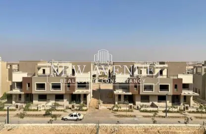 منزل مزدوج - 3 غرف نوم - 5 حمامات للبيع في نيو جيزة - طريق مصر اسكندرية الصحراوي - مدينة 6 أكتوبر - الجيزة