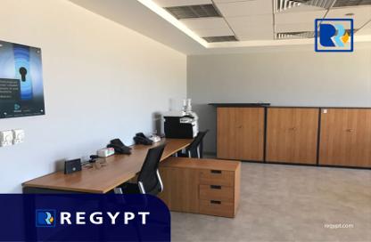 مساحات مكتبية - استوديو - 2 للايجار في جولدن جيت - شارع التسعين الجنوبي - التجمع الخامس - مدينة القاهرة الجديدة - القاهرة
