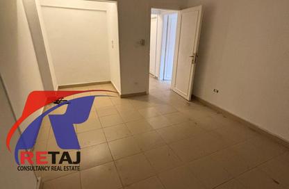 Apartment - 3 Bedrooms - 1 Bathroom for rent in Rabaa Buildings St. - Ard El Golf - Heliopolis - Masr El Gedida - Cairo