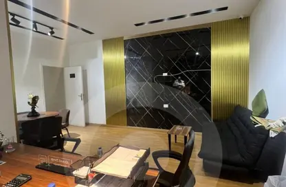 مساحات مكتبية - 3 غرف نوم - 3 حمامات للايجار في بيفرلي هيلز - كمبوندات الشيخ زايد - الشيخ زايد - الجيزة