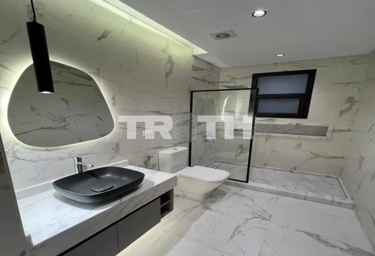 118811603 - Property Main Image