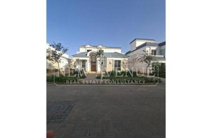 Villa - 4 Bedrooms - 3 Bathrooms for sale in Mountain View iCity - 5th Settlement Compounds - The 5th Settlement - New Cairo City - Cairo