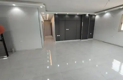 شقة - 3 غرف نوم - 3 حمامات للبيع في المنطقة السياحية الأولى - المنطقة السياحية - الحي المتميز - مدينة 6 أكتوبر - الجيزة