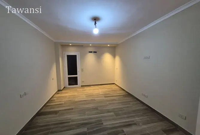 118553153 - Property Image 3