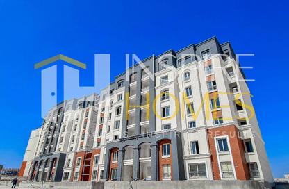 Apartment - 3 Bedrooms - 3 Bathrooms for sale in Alex West - Alexandria Compounds - Alexandria