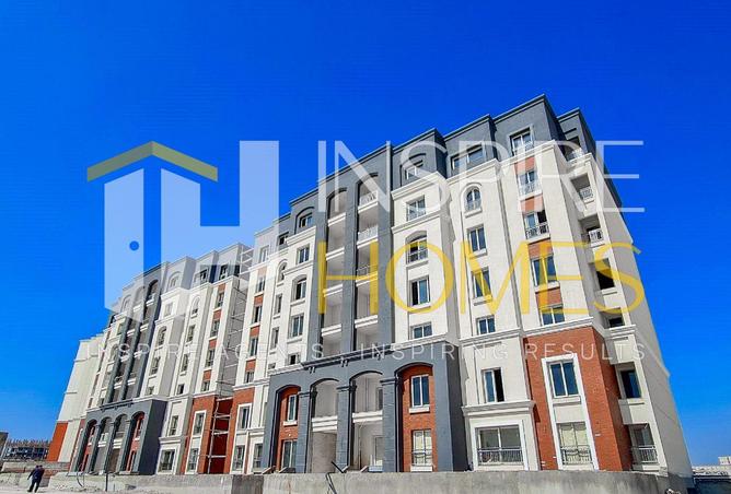 98822232 - Property Image 3