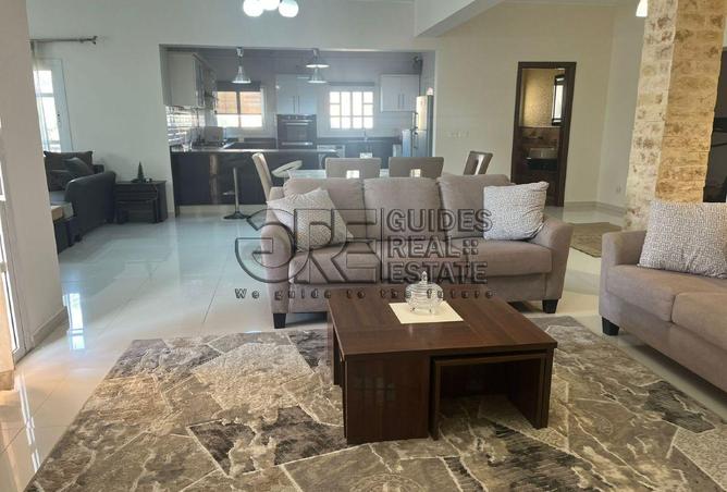 99794459 - Property Image 2