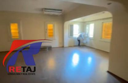 Apartment - 2 Bedrooms - 2 Bathrooms for sale in Ahmed Hosny St. - 1st Zone - Nasr City - Cairo