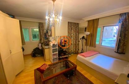 Apartment - 5 Bedrooms - 3 Bathrooms for sale in Zahraa El Maadi - Hay El Maadi - Cairo