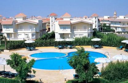 Villa - 4 - 4 for sale in Mayfair Residence - El Shorouk Compounds - Shorouk City - Cairo