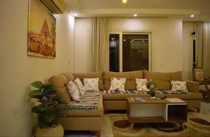 Apartment - 3 Bedrooms - 2 Bathrooms for rent in Stone Residence - 5th Settlement Compounds - The 5th Settlement - New Cairo City - Cairo