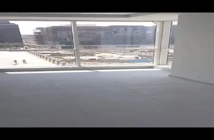 مساحات مكتبية - 3 غرف نوم - 1 حمام للايجار في بيزنس بلاس - شارع التسعين الشمالي - التجمع الخامس - مدينة القاهرة الجديدة - القاهرة