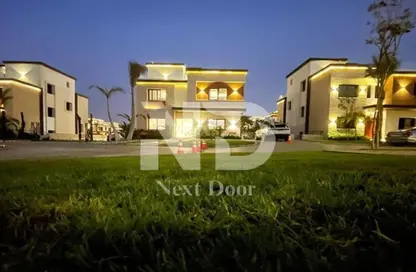 Townhouse - 5 Bedrooms - 5 Bathrooms for sale in Azzar 2 - 5th Settlement Compounds - The 5th Settlement - New Cairo City - Cairo