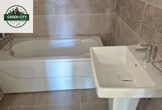 97723580 - Property Image 3