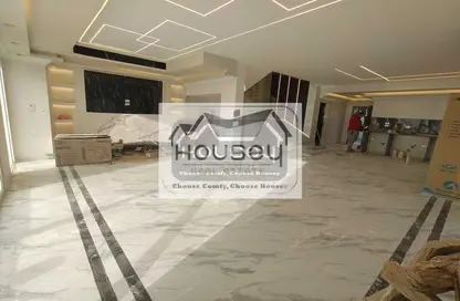 Villa - 5 Bedrooms - 4 Bathrooms for sale in Hyde Park - New Cairo City - Cairo