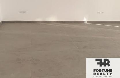 مساحات مكتبية - 2 غرف نوم - 1 حمام للايجار في مول ساوث جيت - شارع التسعين الجنوبي - التجمع الخامس - مدينة القاهرة الجديدة - القاهرة