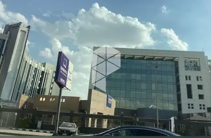 مساحات مكتبية - 8 غرف نوم - 3 حمامات للايجار في شارع التسعين الشمالي - التجمع الخامس - مدينة القاهرة الجديدة - القاهرة