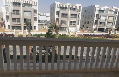 Apartment - 2 Bedrooms - 2 Bathrooms for rent in Garden Residence - Hyde Park - New Cairo City - Cairo