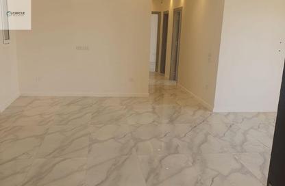Apartment - 2 Bedrooms - 2 Bathrooms for rent in Garden Residence - Hyde Park - New Cairo City - Cairo