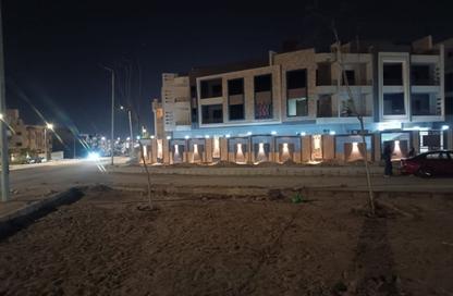شقة - 3 - 3 للبيع في حي النادي - مدينة الشروق - القاهرة شقة - 3 - 3 للبيع في حي النادي - مدينة الشروق - القاهرة