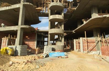 Shop - Studio - 2 Bathrooms for sale in Zoom Plaza - Area A - Ganoob El Acadimia - New Cairo City - Cairo