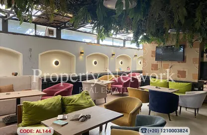 Shop - Studio - 2 Bathrooms for sale in Al Montaza St. - El Hegaz Square - El Nozha - Cairo