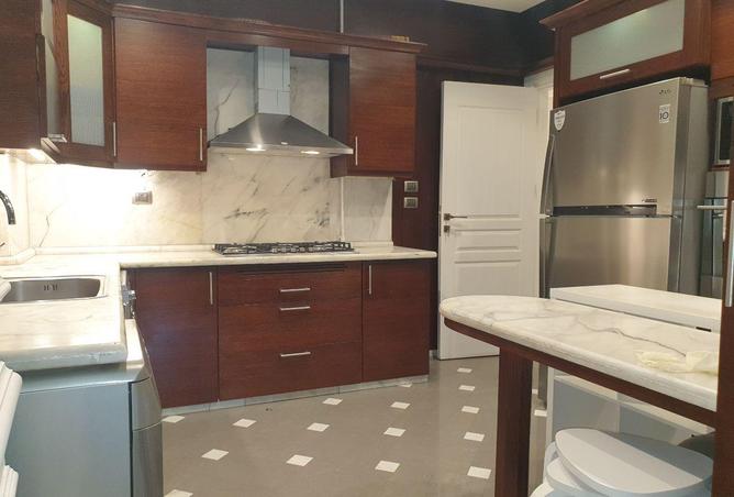 68520111 - Property Image 3